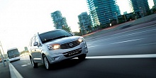 Стартовали продажи 7-местного SsangYong Stavic: от 1,029 и выше